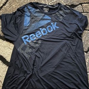 Reebok men’s shirt size extra large